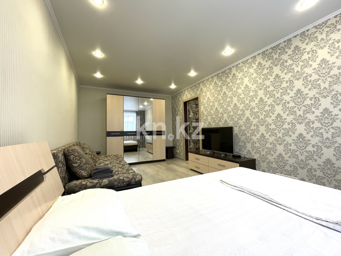 Аренда 1-комнатной квартиры посуточно, 1 м², ул. Интернациональная, дом  75 - Аренда квартир посуточно в Петропавловске фото 2 из 8