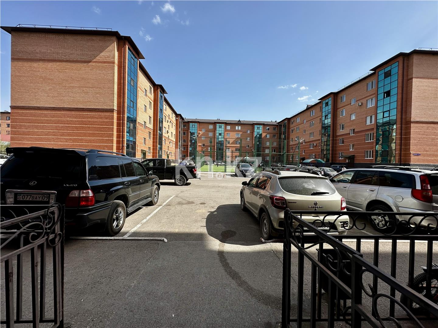 Продажа 3-комнатной квартиры, 85 м², мкр-н Степной-2 - Продажа  трехкомнатных квартир в Караганде фото 19 из 21