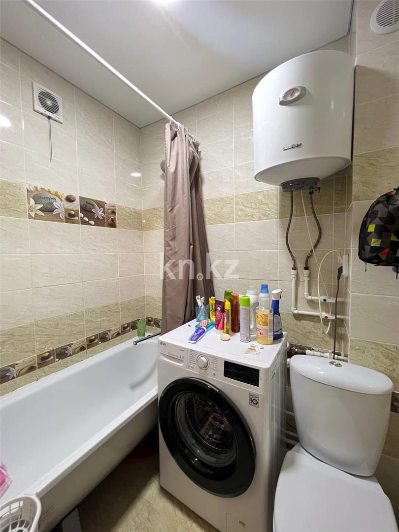 Продажа 2-комнатной квартиры, 45 м², ул. Алиханова, дом  30/2 в Караганде - фото 12