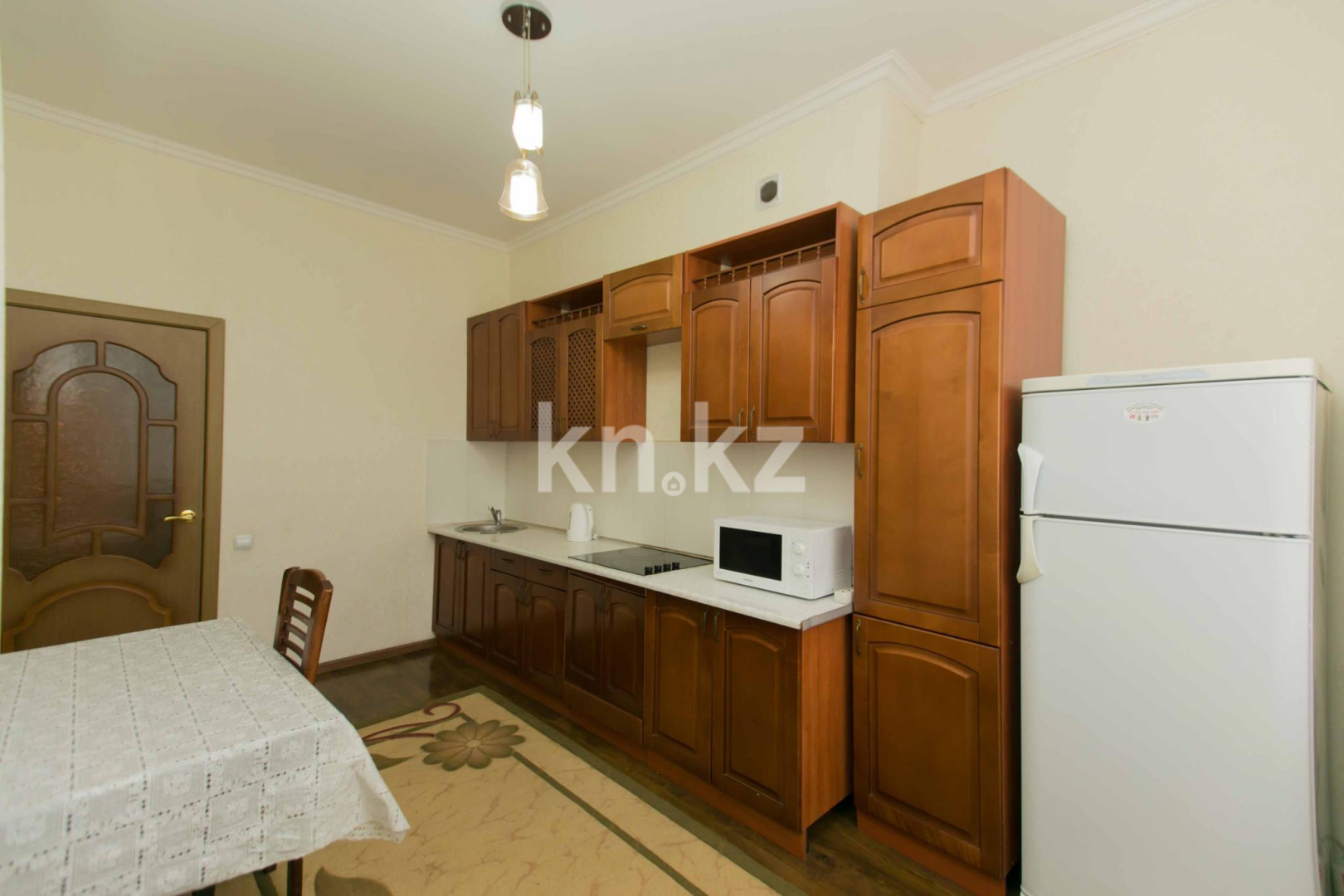 Аренда 2-комнатной квартиры посуточно, 90 м², ул. Сарайшык, дом  34 - ул. Акмешит - Продажа домов, коттеджей в Уральске фото 15 из 20