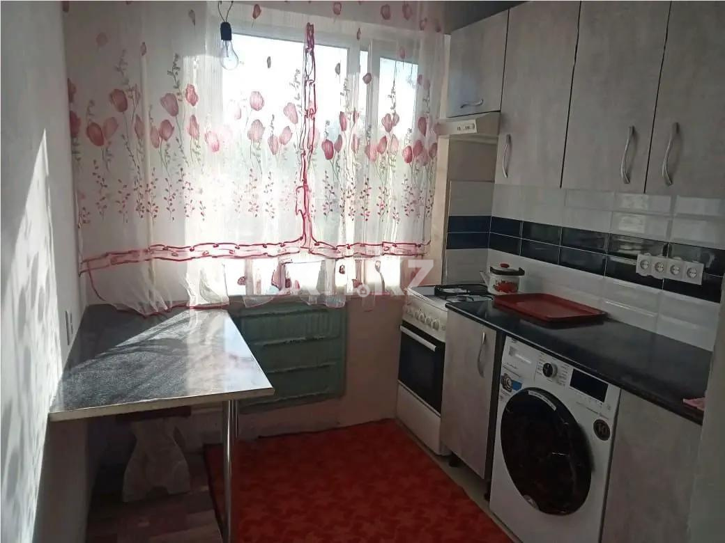 Продажа 3-комнатной квартиры, 48 м², 23 мкр., дом  25 - Продажа  трехкомнатных квартир в Караганде фото 1 из 2