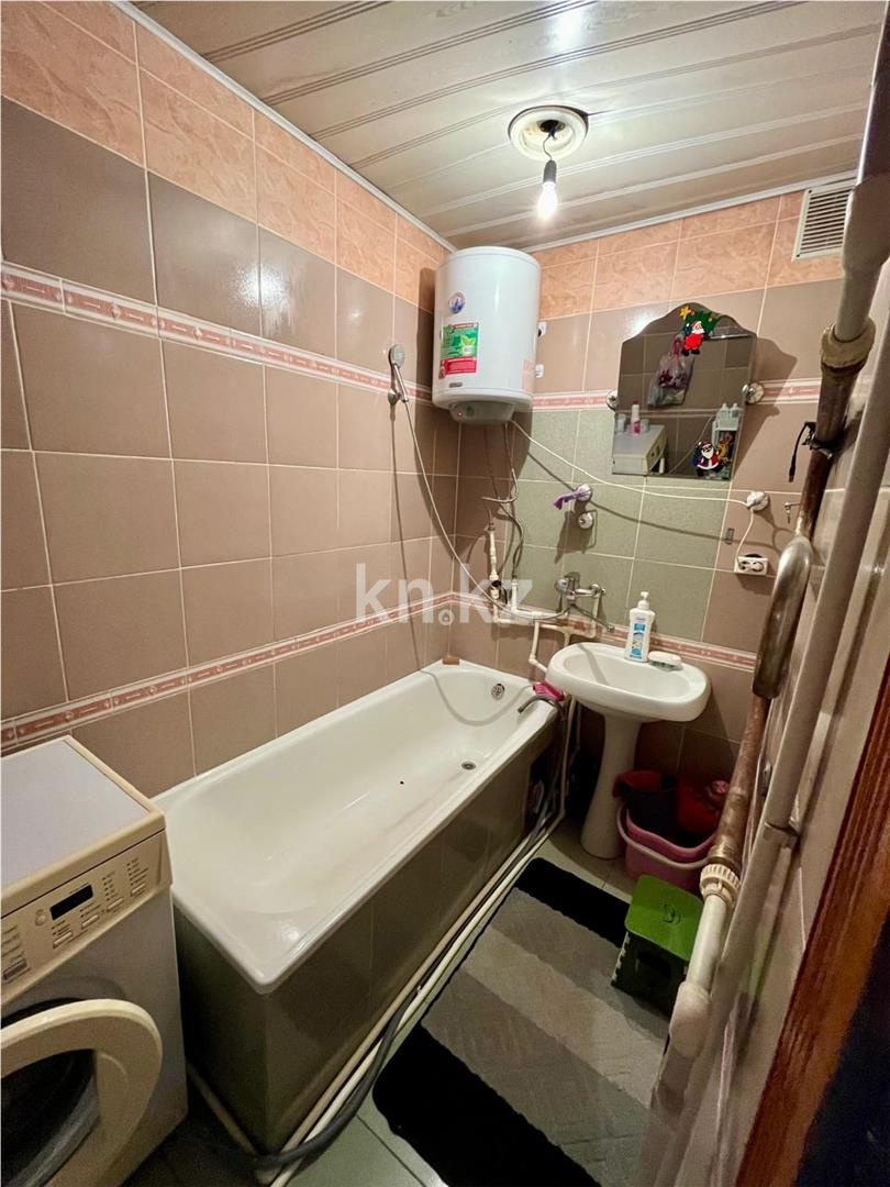 Продажа 4-комнатной квартиры, 72 м², ул. Маметовой - Продажа  четырехкомнатных квартир в Караганде фото 10 из 12