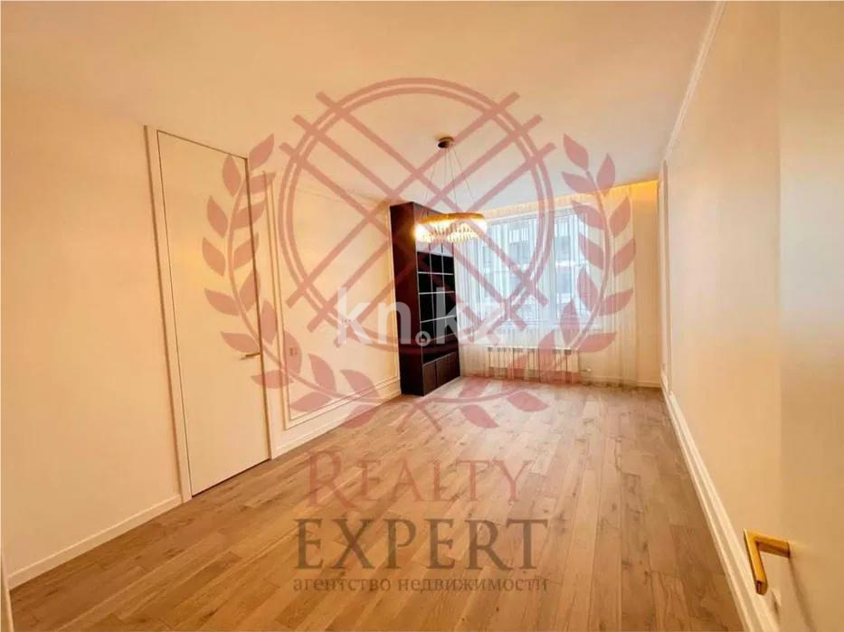 Продажа 4-комнатной квартиры, 208 м², пр. Туран, дом  5/6 - Продажа  четырехкомнатных квартир в новостройках Астаны без посредников с фото фото 2 из 6