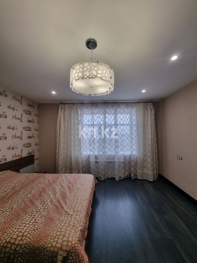 Продажа 4-комнатной квартиры, 160 м², ул. Аманжолова, дом  65/4 в Караганде - фото 12