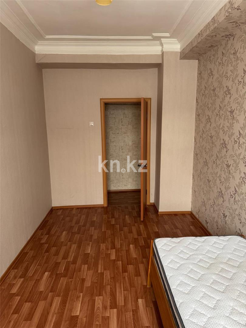 Продажа 3-комнатной квартиры, 68 м², пр. Бухар-жырау в Караганде - фото 4