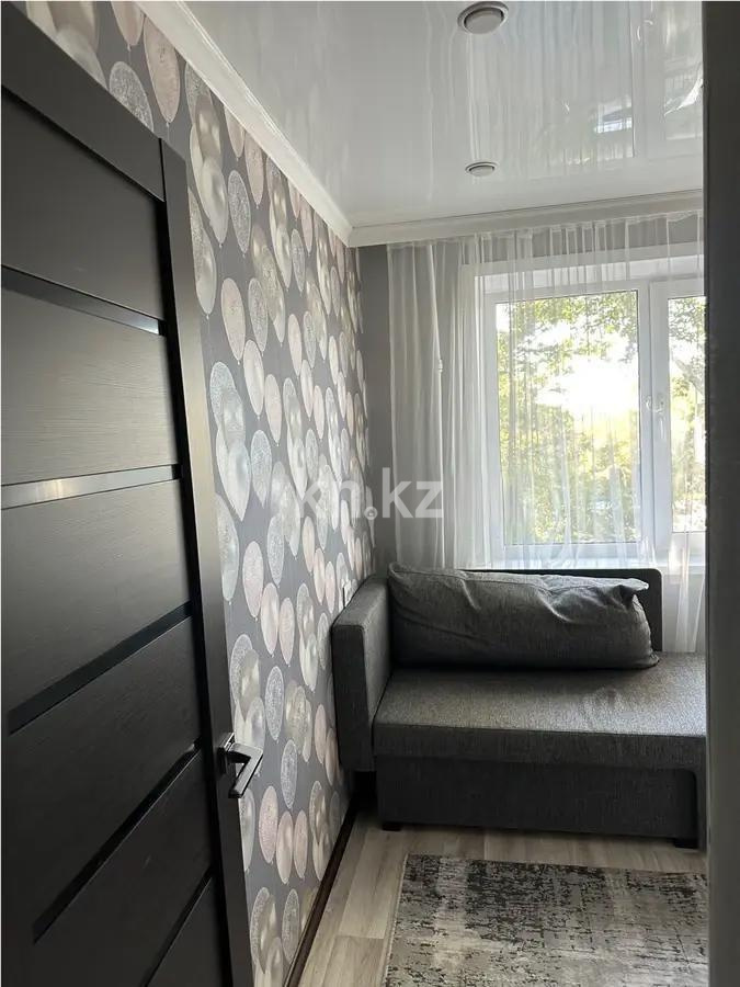 Продажа 3-комнатной квартиры, 63 м², мкр-н Голубые Пруды, дом  13 в Караганде - фото 5