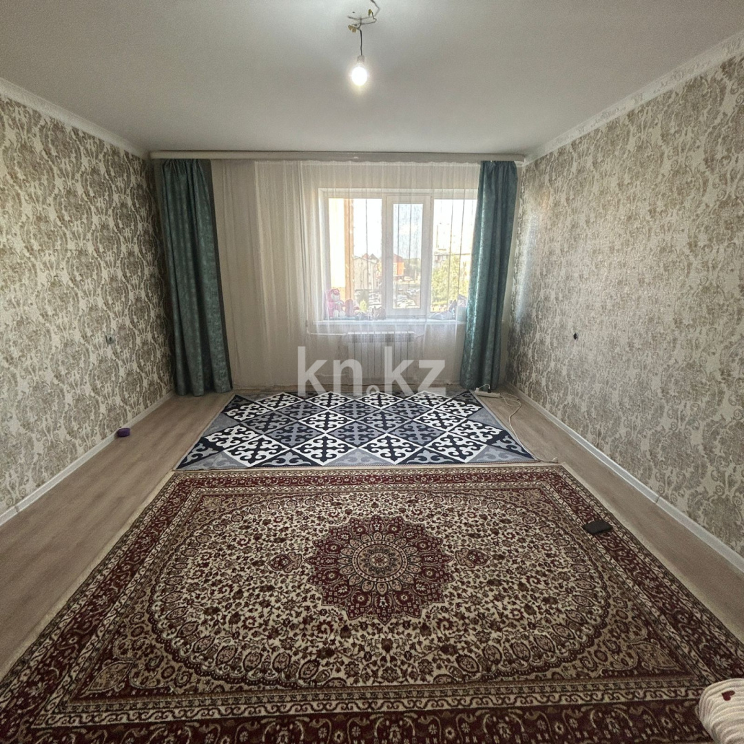 Продажа 1-комнатной квартиры, 41 м², мкр-н Кунаева - Продажа  однокомнатных квартир в Уральске фото 1 из 7