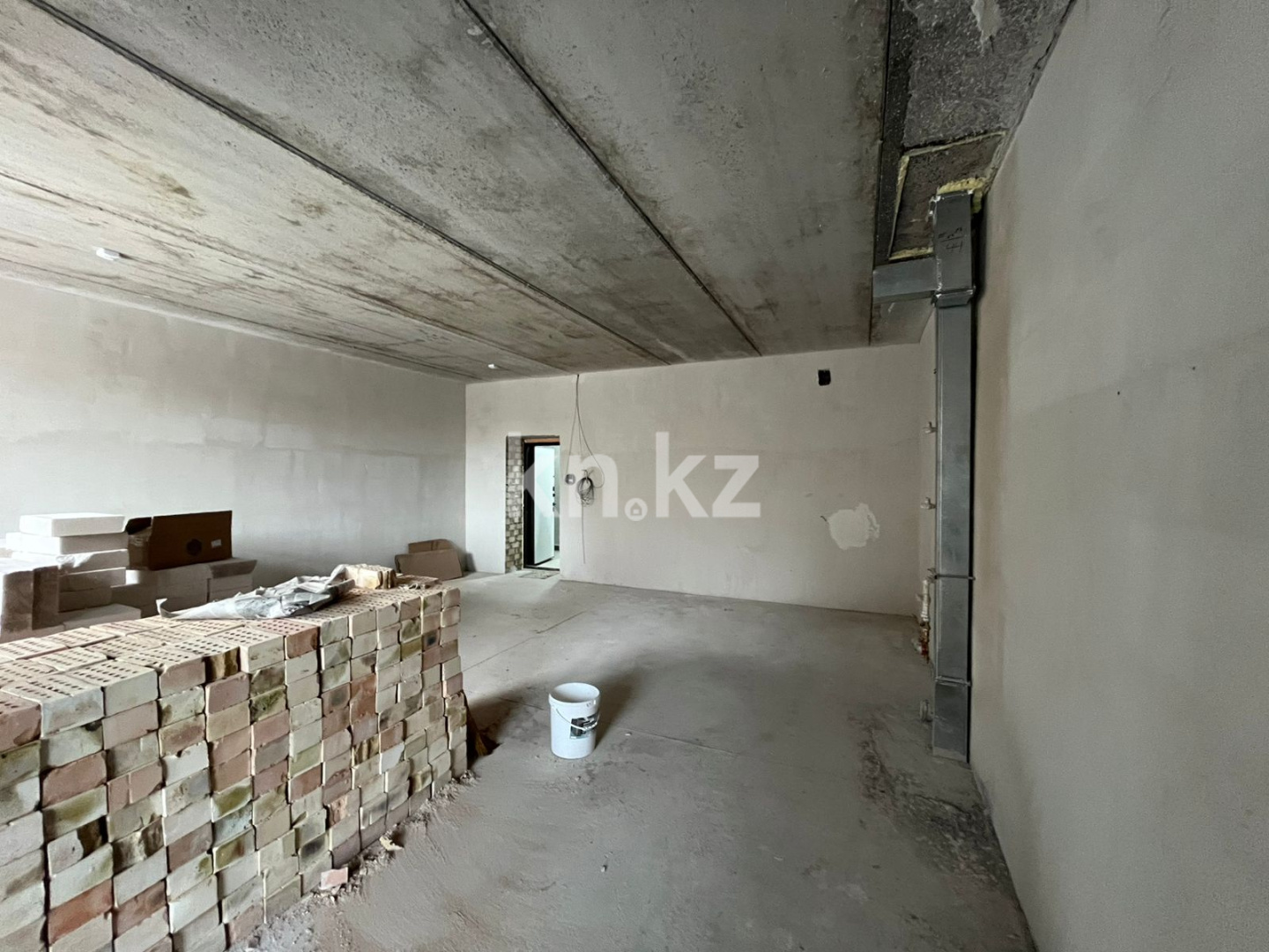 Продажа 1-комнатной квартиры, 46 м² - Продажа квартир в Караганде - страница 5 фото 3 из 12