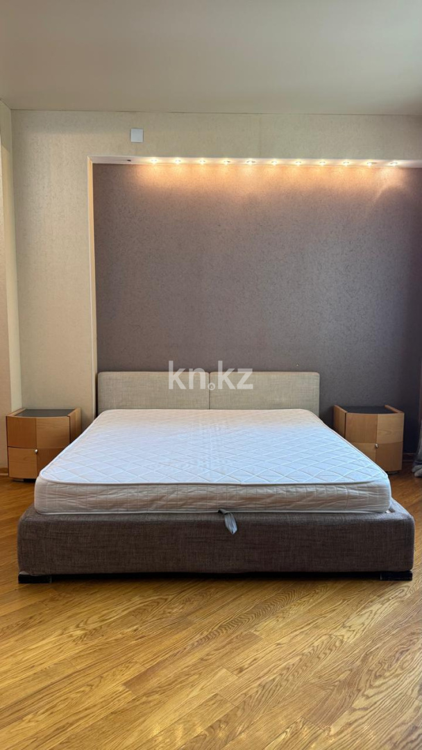 Продажа 4-комнатной квартиры, 252 м², ул. Шукшина в Алматы - фото 19