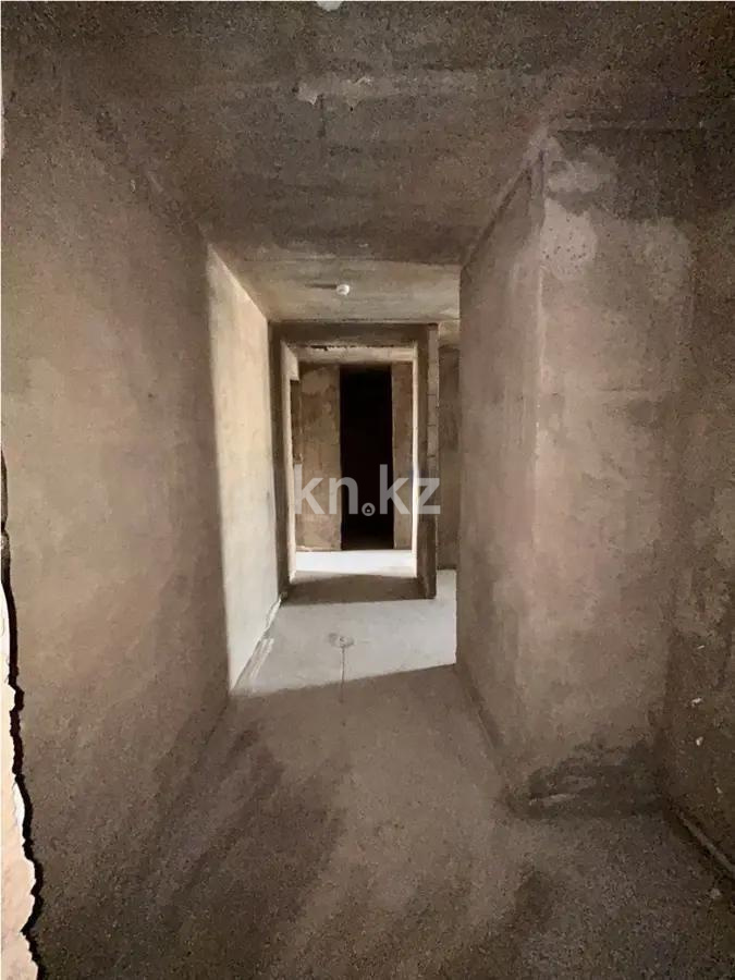 Продажа 2-комнатной квартиры, 72 м², ул. Айтматова, дом  33 стр в Астане - фото 4