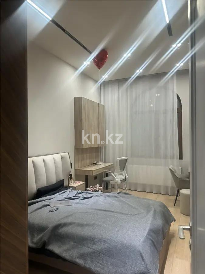 Продажа 3-комнатной квартиры, 90 м², ул. Акмешит, дом  19/1 в Астане - фото 2