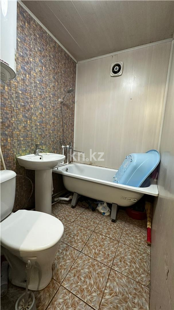 Продажа 2-комнатной квартиры, 46 м², мкр-н 12 в Караганде - фото 7