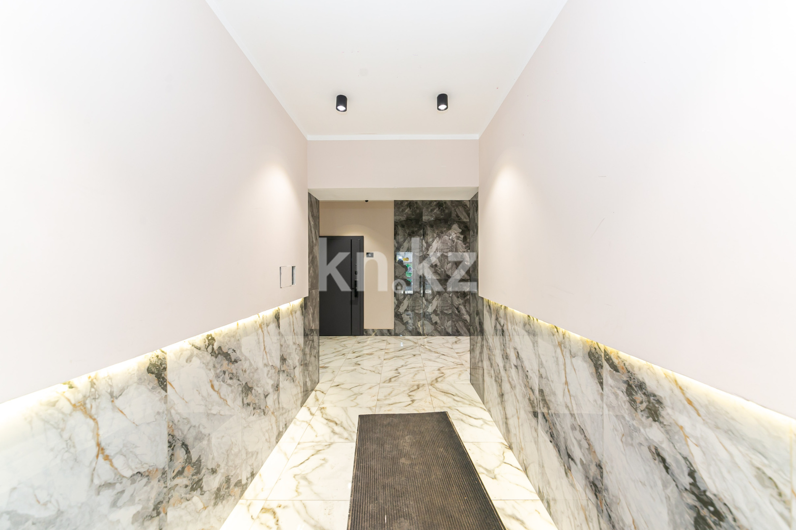 Продажа 2-комнатной квартиры, 38 м², ул. Е-181, дом  1/1 в Астане - фото 11