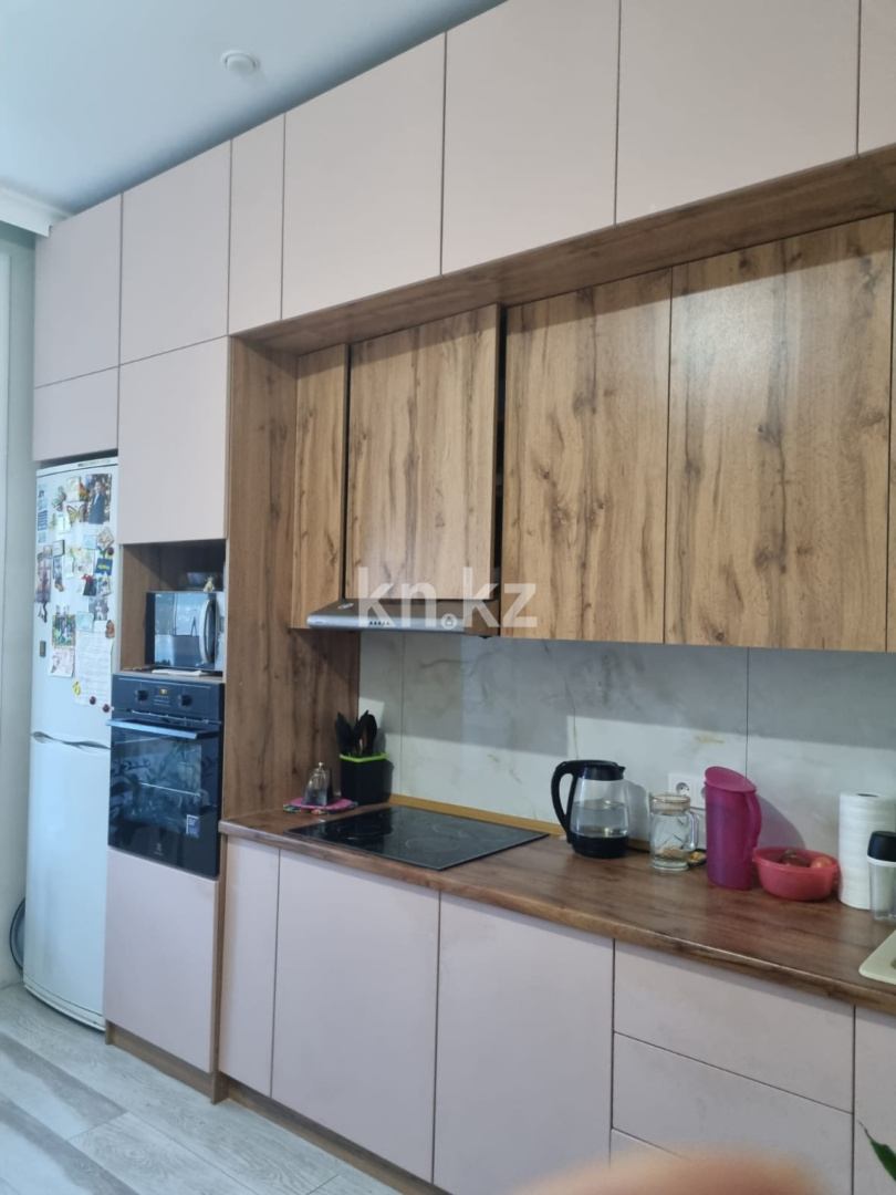 Продажа 2-комнатной квартиры, 70 м², ул. Сатыбалдина, дом  17/4 - Продажа  двухкомнатных квартир в новостройках Караганды без посредников фото 1 из 13