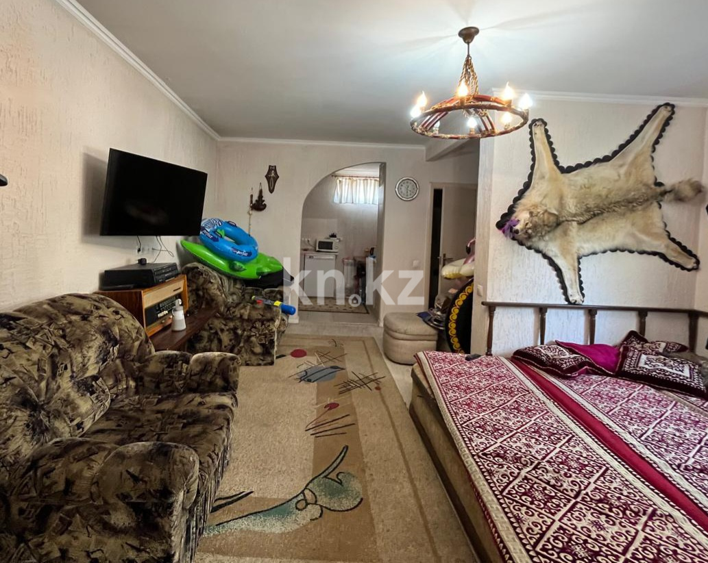 Продажа 8-комнатного дома, 306 м², мкр. Городской аэропорт - Продажа домов, коттеджей в Казахстане фото 17 из 27