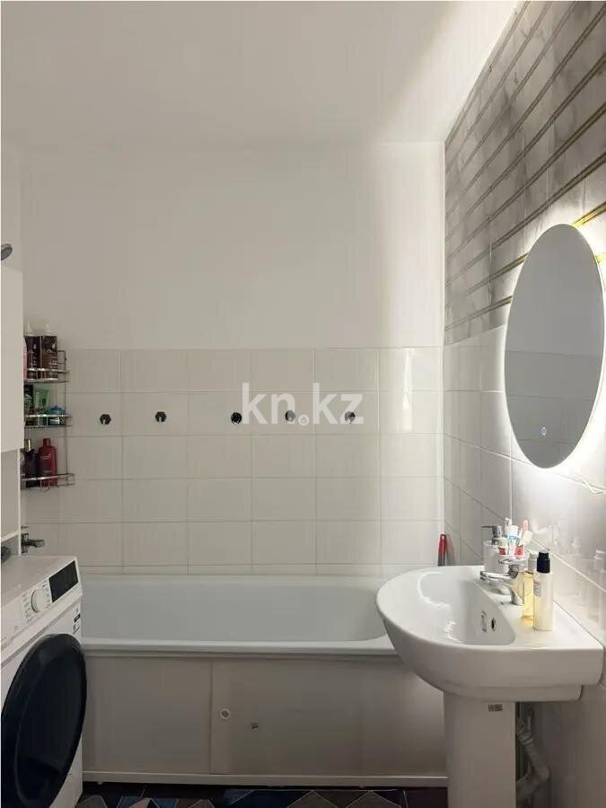 Продажа 2-комнатной квартиры, 42 м² в Алматы - фото 4