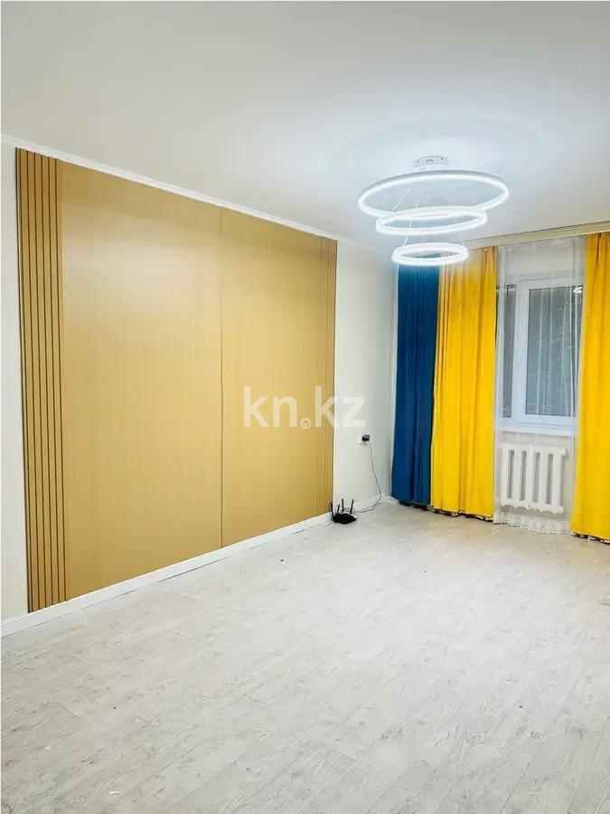 Продажа 3-комнатной квартиры, 60 м², мкр-н 11, дом  11 - Продажа  двухкомнатных, трехкомнатных квартир в Алматы без посредников с фото фото 1 из 5