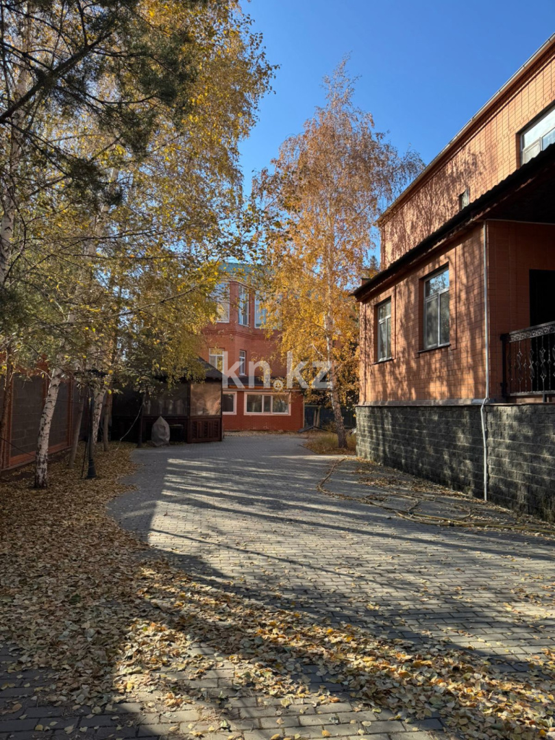 Продажа 6-комнатного дома, 470 м², ул. Турысова - Продажа квартир в Казахстане фото 18 из 19