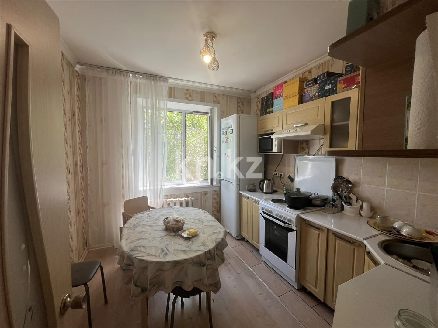 Продажа 3-комнатной квартиры, 63 м² - Продажа трехкомнатных квартир на Юго-Востоке Караганды фото 2 из 18