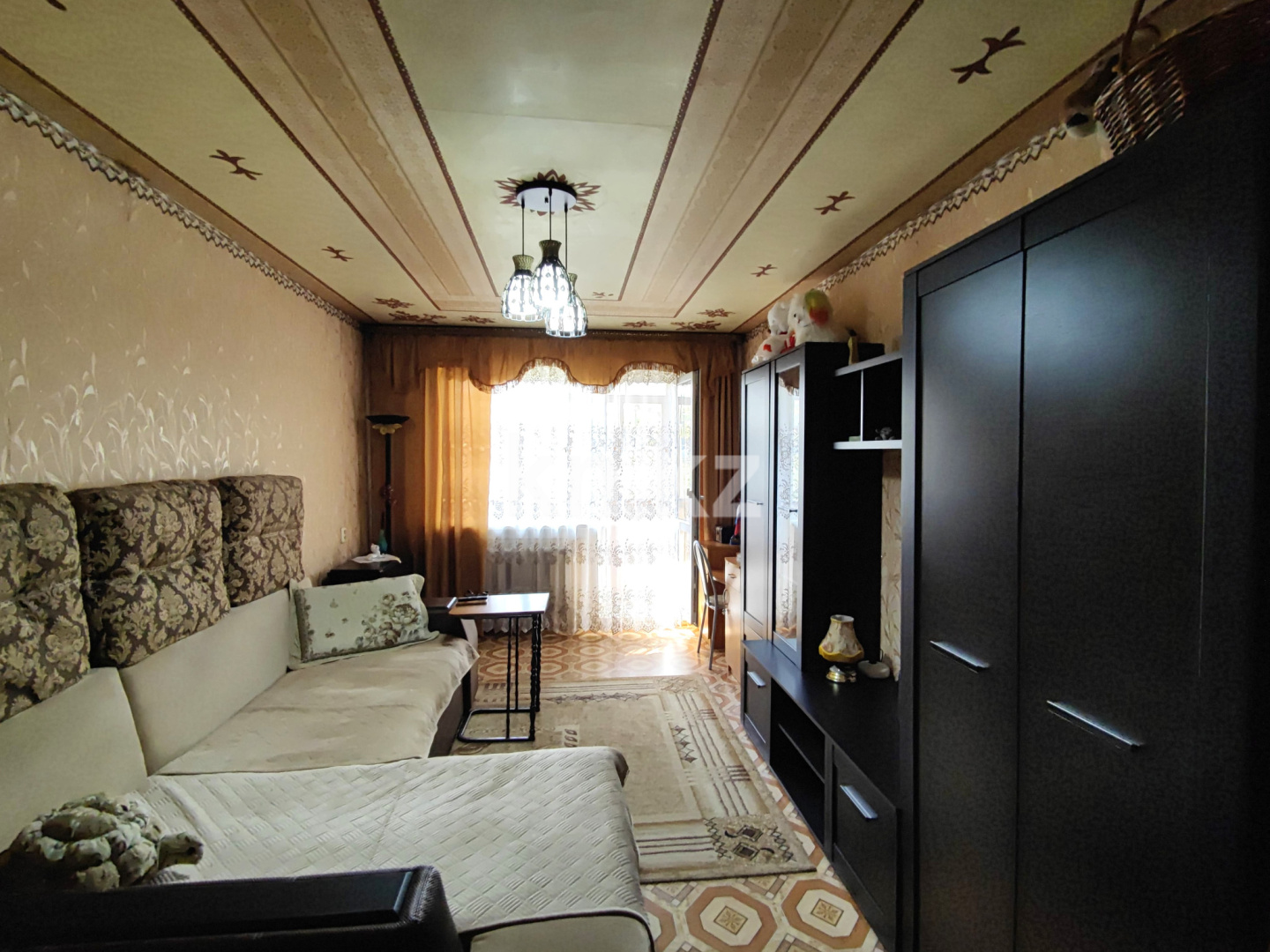 Продажа 3-комнатной квартиры, 62 м², мкр-н 16, дом  43 - Продажа  трехкомнатных квартир в Караганде фото 1 из 36