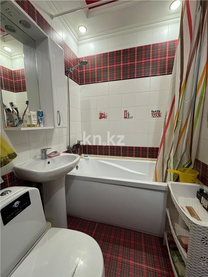 Продажа 1-комнатной квартиры, 30 м², пр. Бухар-жырау - Продажа квартир в Караганде фото 7 из 10