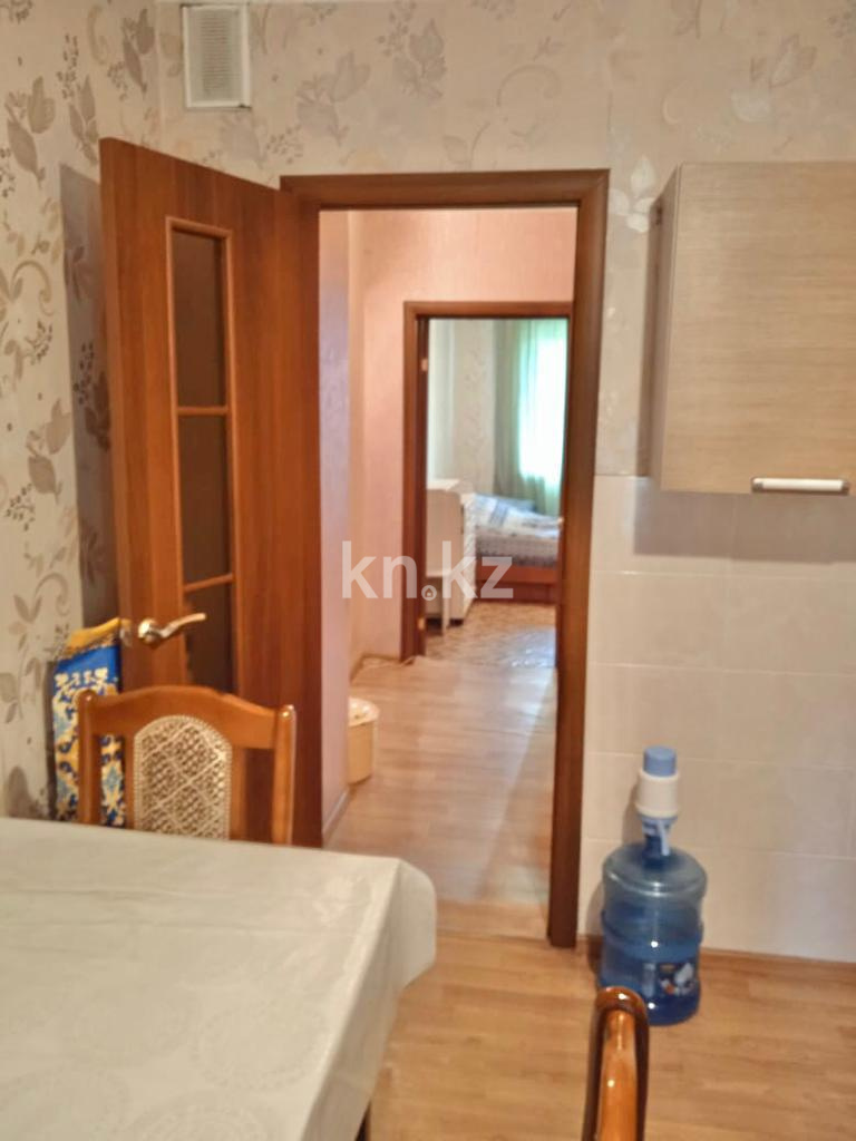 Продажа 3-комнатной квартиры, 60 м², мкр-н Восток-3 в Караганде - фото 15
