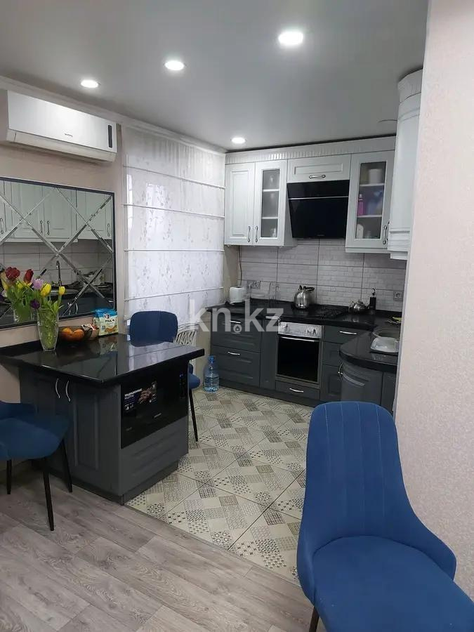 Продажа 3-комнатной квартиры, 60 м², пр. Н. Абдирова, дом  52 в Караганде - фото 3