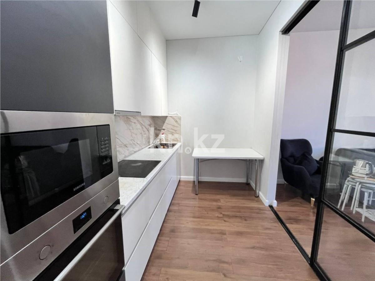 Продажа 4-комнатной квартиры, 94 м², ул. Муканова - Продажа  четырехкомнатных квартир в Караганде фото 5 из 37