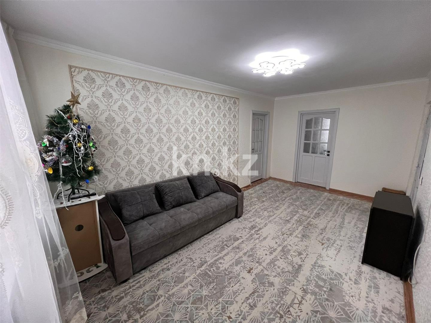 Продажа 5-комнатной квартиры, 89 м², мкр-н Восток-2 - Продажа  пятикомнатных квартир в Караганде фото 2 из 16