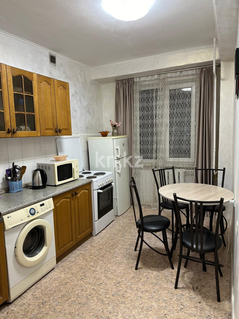 Аренда 2-комнатной квартиры посуточно, 60 м², мкр-н Коктем-2, дом  1 - Аренда  двухкомнатных квартир посуточно в Алматы фото 12 из 19