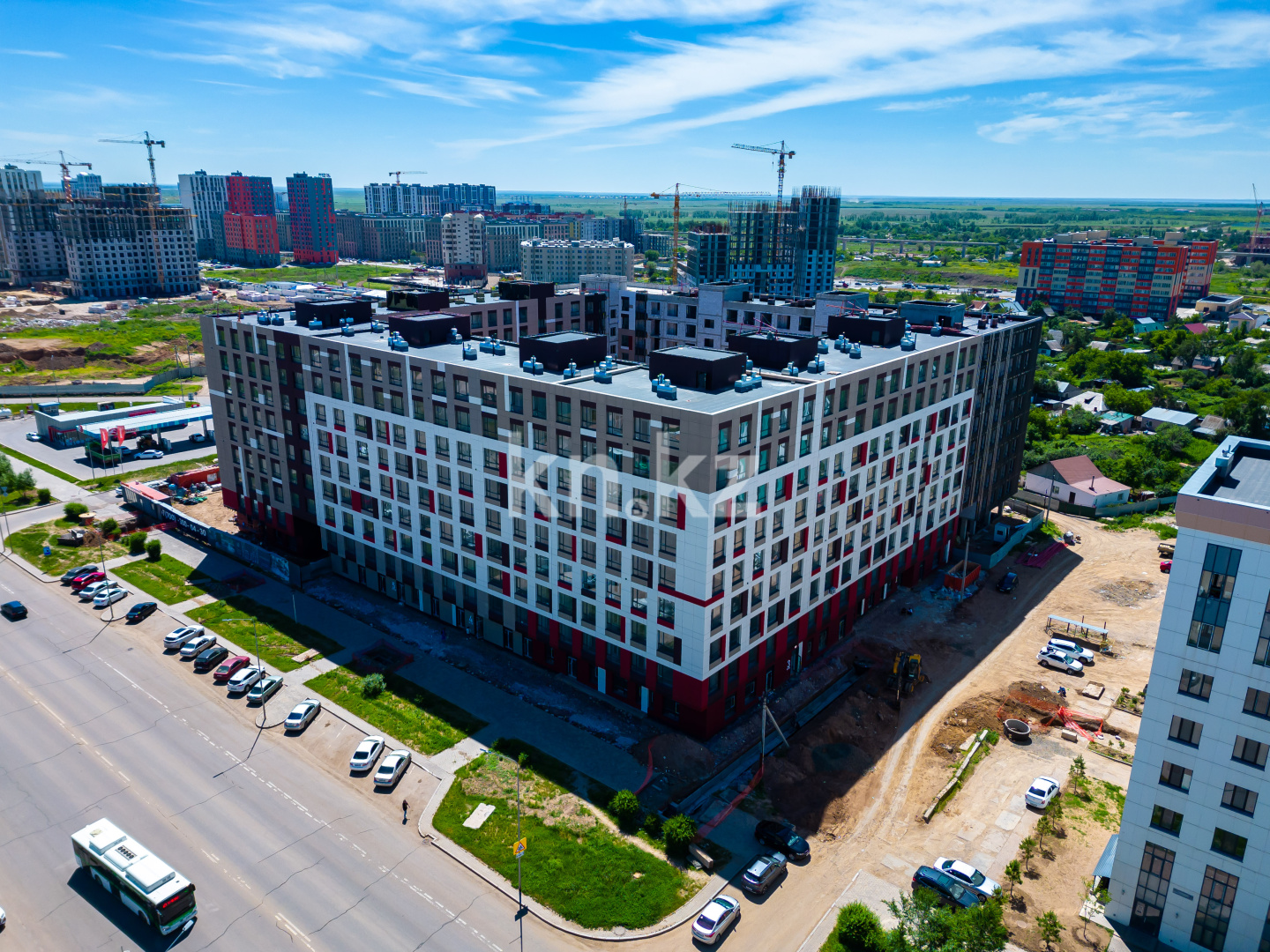 Продажа 2-комнатной квартиры, 65 м², ул. Байтурсынова, дом  22 стр в Астане - фото 16