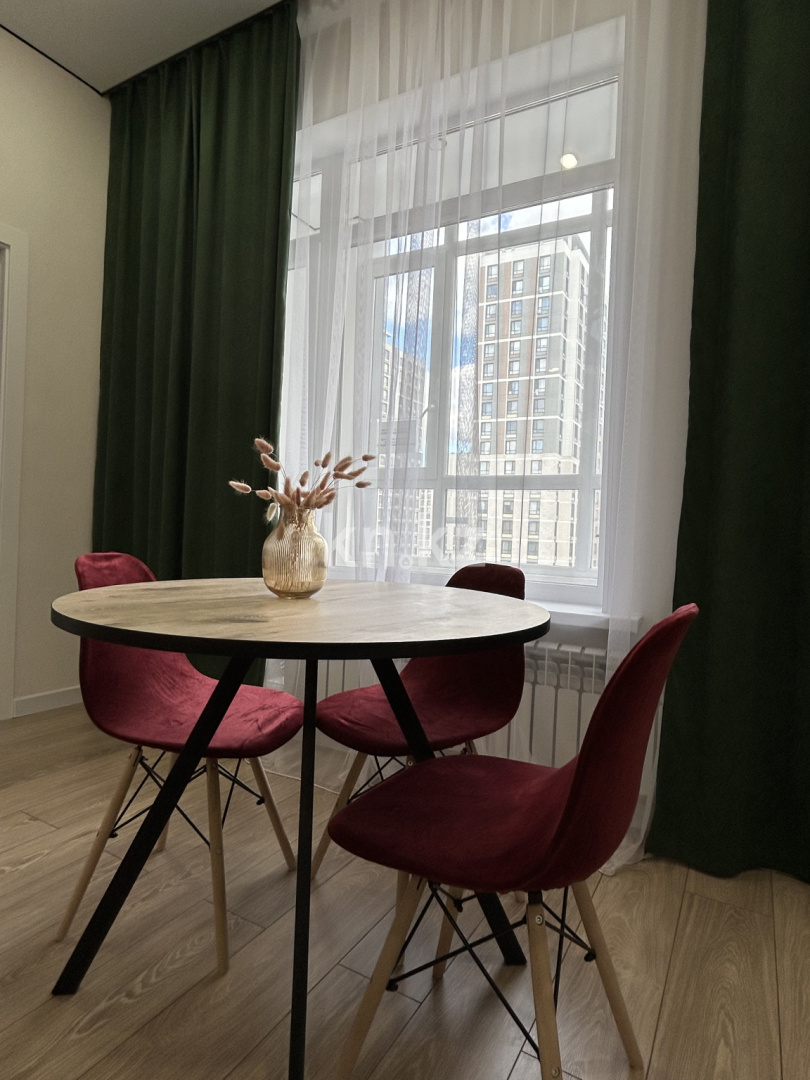 Аренда 1-комнатной квартиры посуточно, 43 м², ул. Култегин, дом  10 - Аренда квартир посуточно в Астане без посредников фото 1 из 12