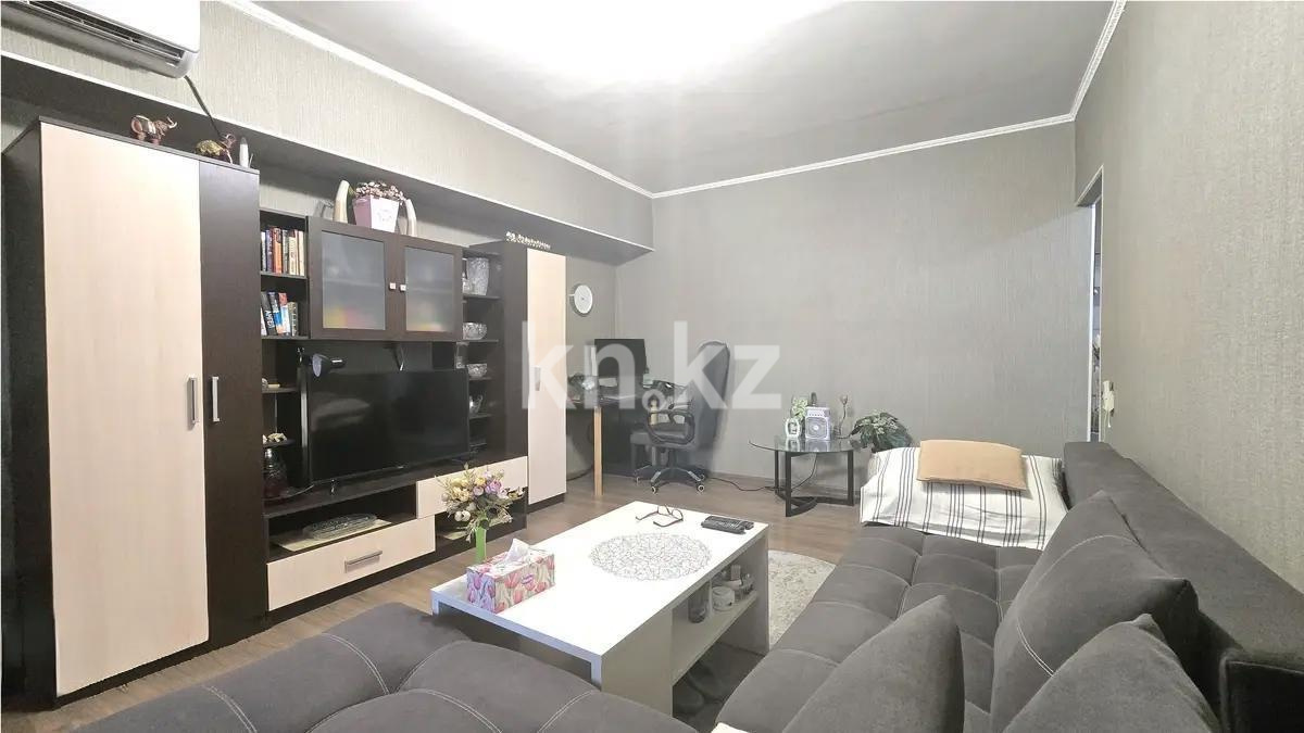 Продажа 3-комнатной квартиры, 80 м², ул. Кунаева, дом  62 - Продажа квартир в Алматы фото 1 из 9