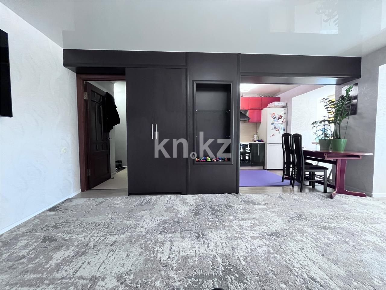 Продажа 2-комнатной квартиры, 57 м² - Продажа  двухкомнатных квартир в Караганде на Юго-Востоке фото 6 из 36