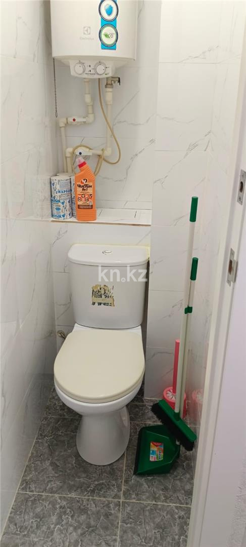 Продажа 1-комнатной квартиры, 32 м², мкр-н Восток-2 - Продажа  однокомнатных квартир в Караганде фото 6 из 9