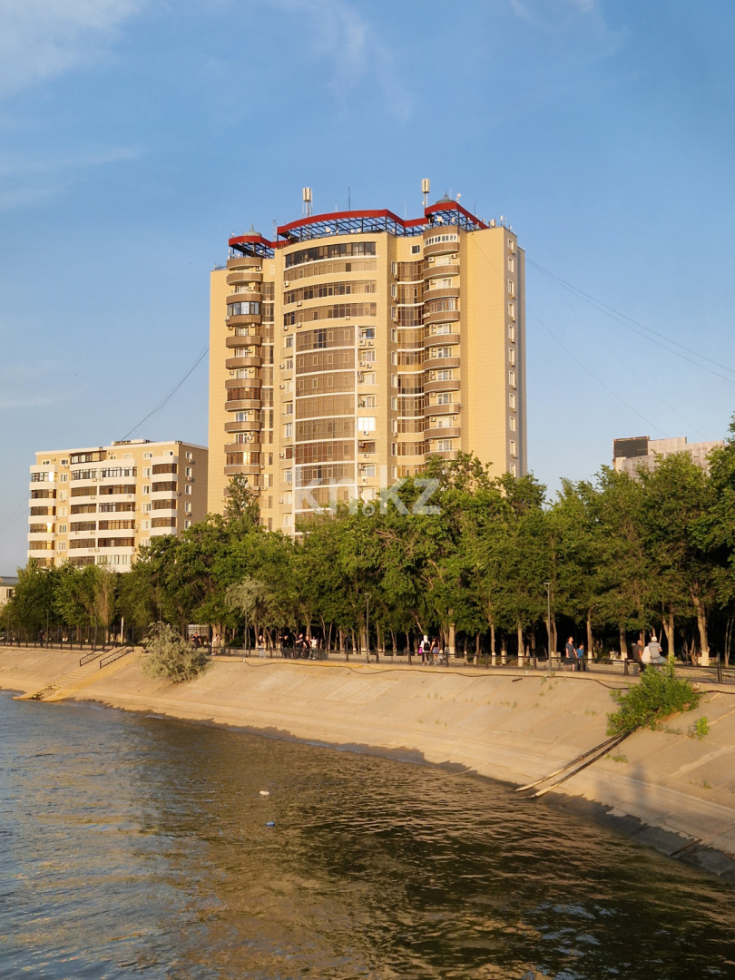 Продажа 4-комнатной квартиры, 129.6 м², ул. Смагулова, дом  56а - Продажа и аренда недвижимости в Атырау фото 32 из 34