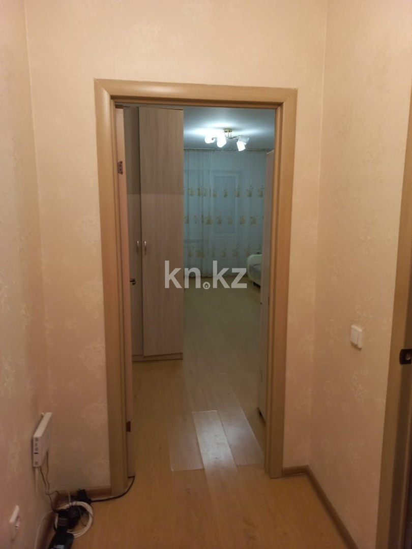 Аренда 1-комнатной квартиры, 35 м² - Аренда квартир помесячно в р-не Сарайшык Астаны фото 7 из 10