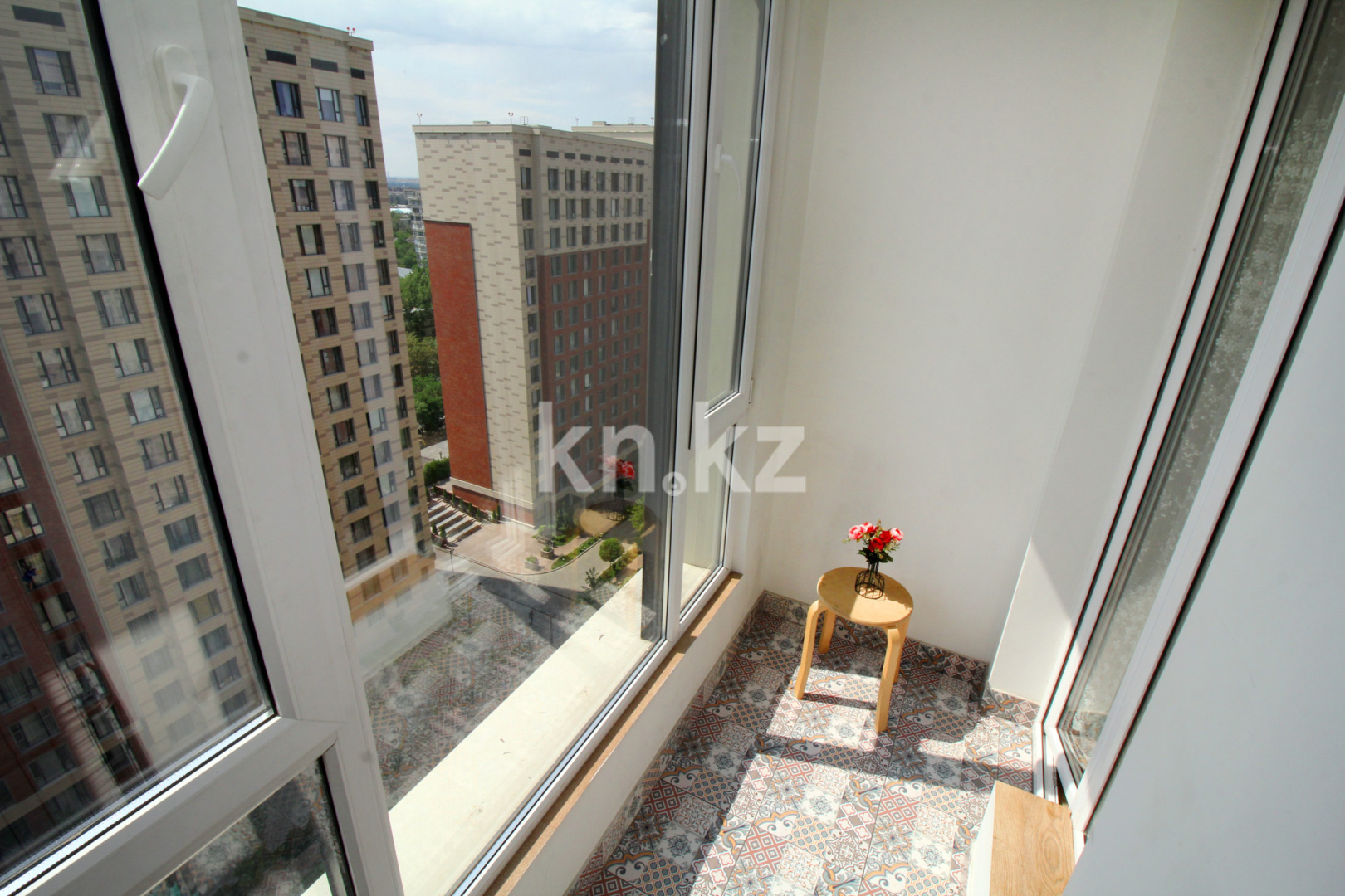 Аренда 1-комнатной квартиры посуточно, 40 м², пр. Абая, дом  109/6 - ул. Манаса - Аренда жилой и коммерческой недвижимости в Алматы фото 13 из 30