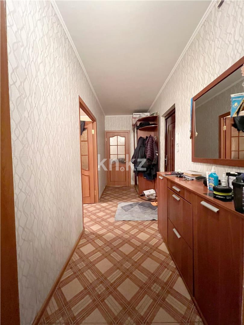 Продажа 2-комнатной квартиры, 54 м², мкр. Степной-4 - Продажа квартир в Караганде с фото фото 4 из 7