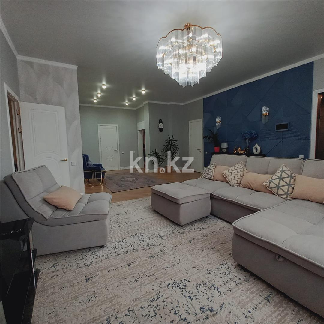 Продажа 4-комнатной квартиры, 160 м² в Астане - фото 2