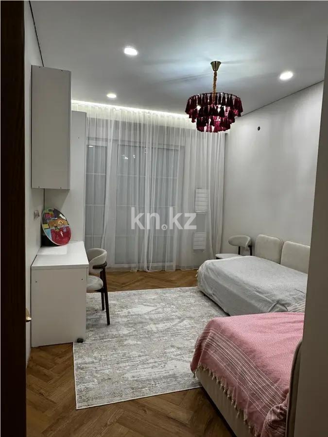 Продажа 4-комнатной квартиры, 145 м², ул. Курмангазы, дом  145 - Продажа  четырехкомнатных квартир в новостройках Алматы без посредников фото 1 из 3