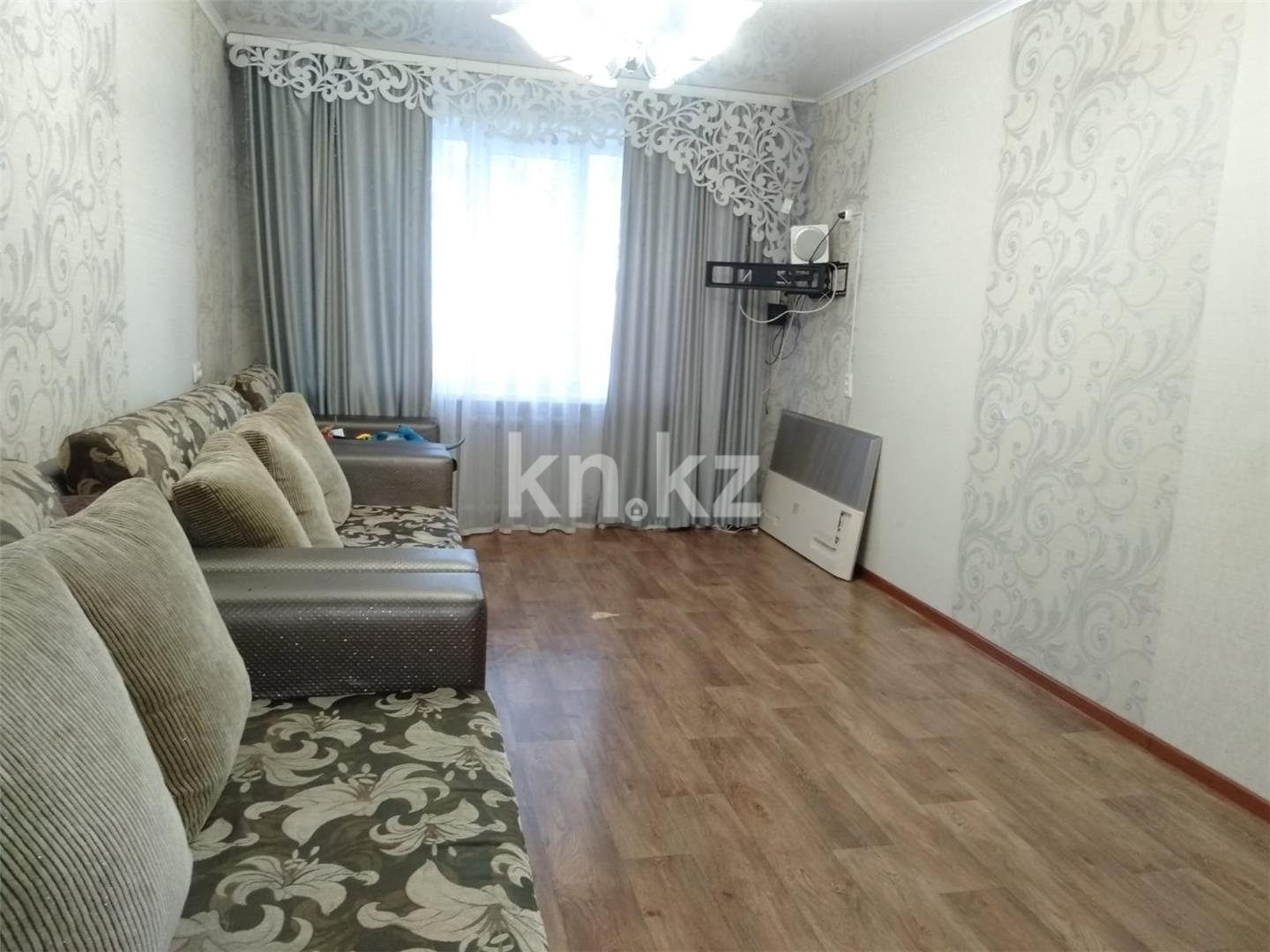 Продажа 4-комнатной квартиры, 91 м², мкр-н 8-й - Продажа  четырехкомнатных квартир в Темиртау фото 1 из 19