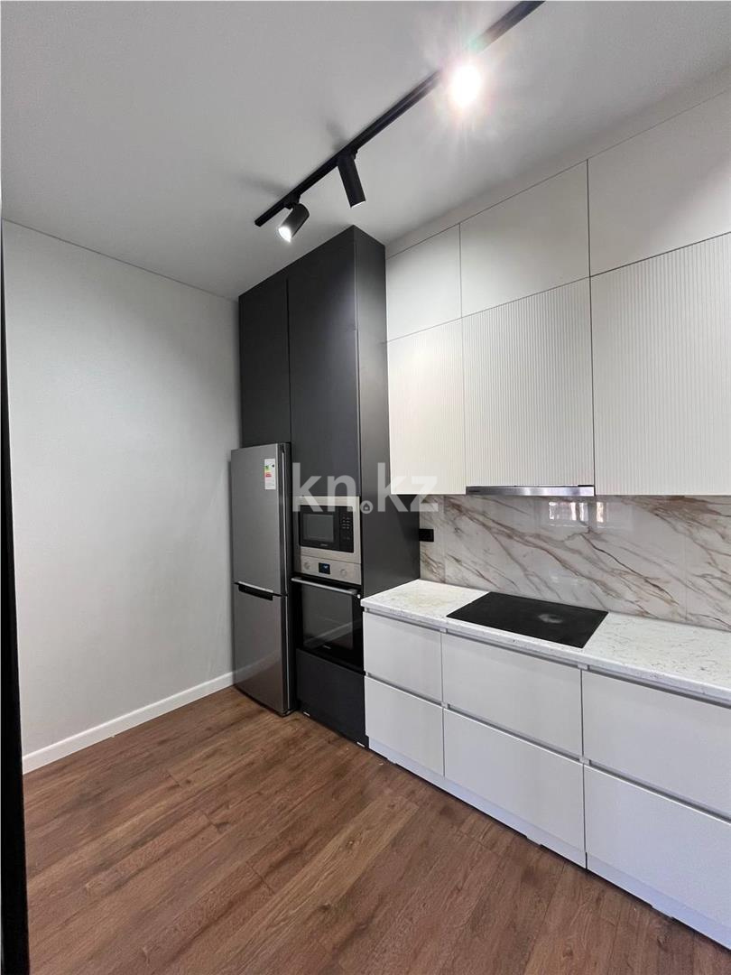 Продажа 4-комнатной квартиры, 94 м², ул. Муканова - Продажа  четырехкомнатных квартир в Караганде фото 4 из 37