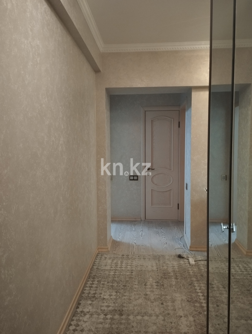 Аренда 2-комнатной квартиры, 55 м², мкр. Самал-1 - Аренда квартир помесячно в Алматы фото 16 из 21