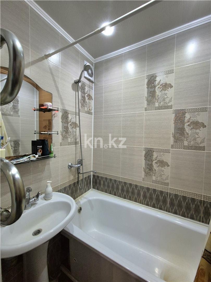 Продажа 3-комнатной квартиры, 65 м², ул. Амангельды в Темиртау - фото 12
