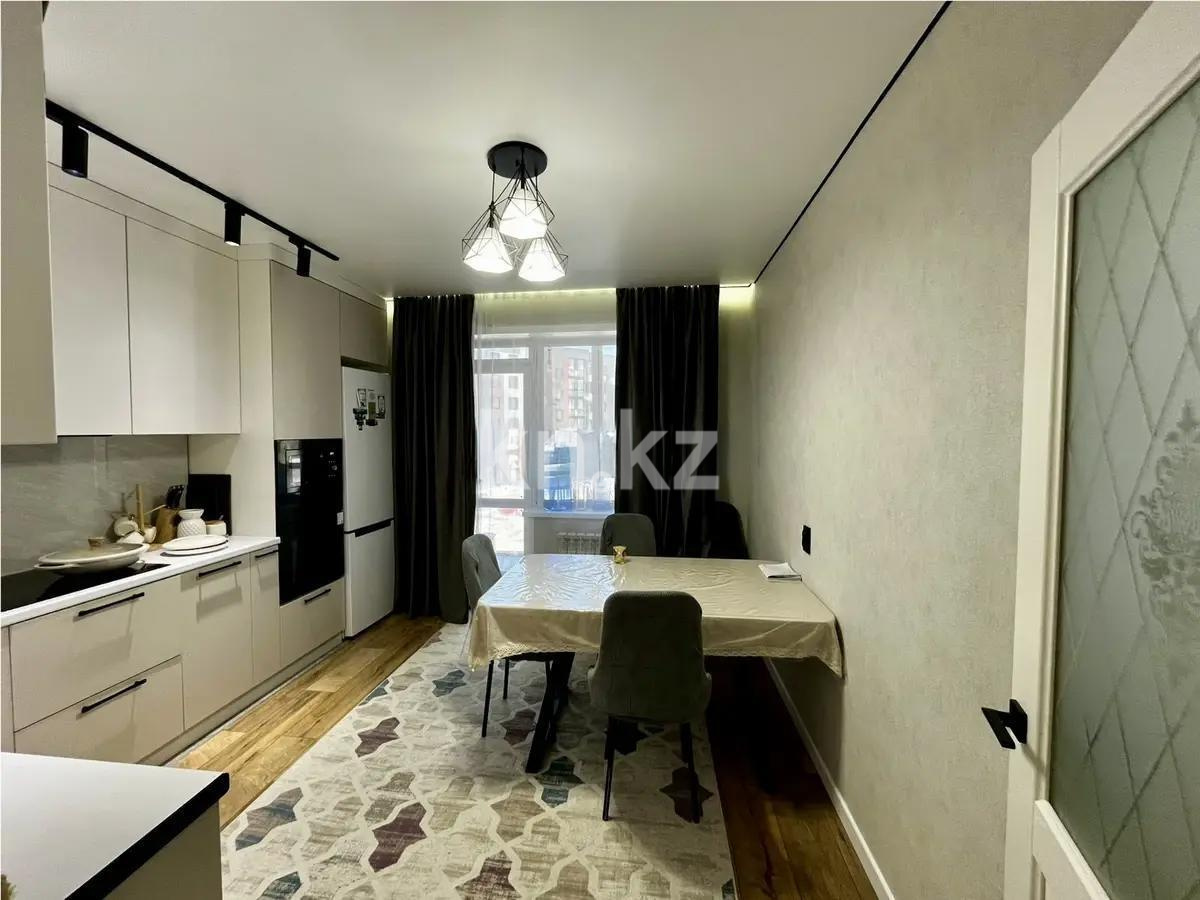 Продажа 3-комнатной квартиры, 92 м² - Продажа квартир от собственников в Караганде - страница 2 фото 4 из 7