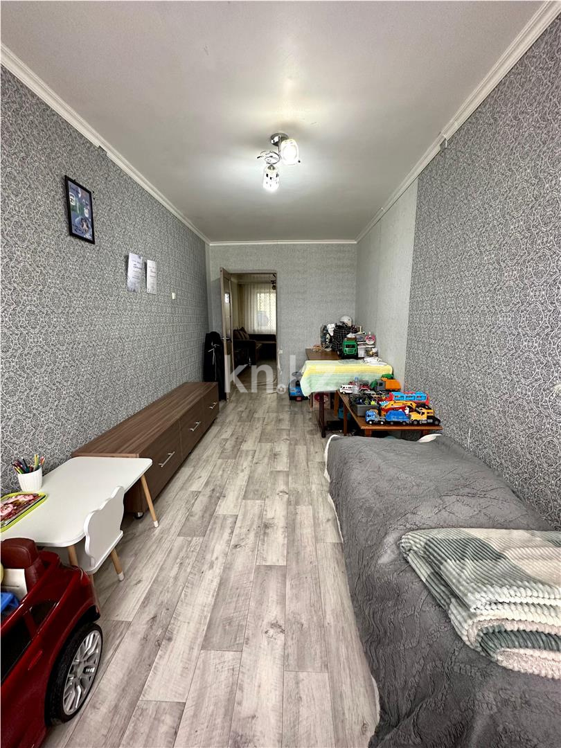 Продажа 2-комнатной квартиры, 43 м², мкр-н 23 в Караганде - фото 3