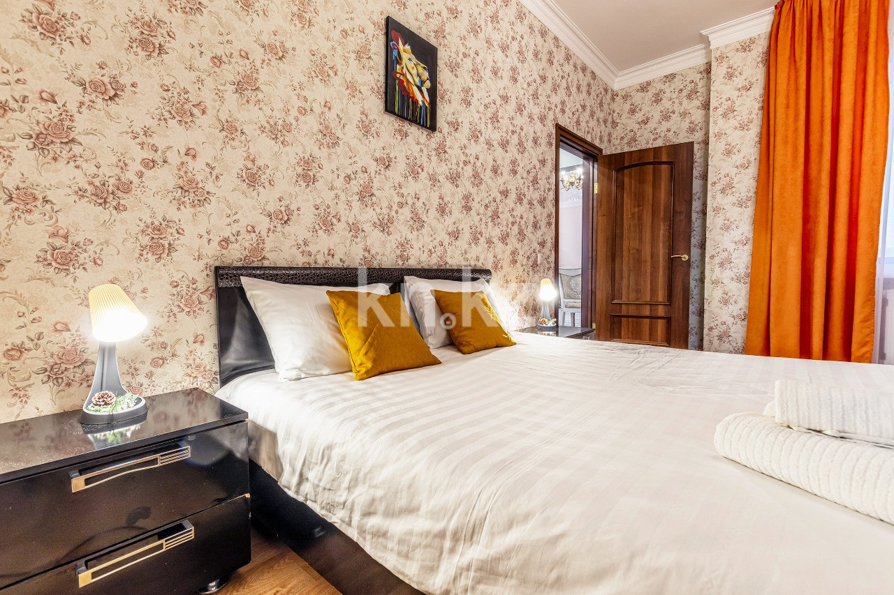 Аренда 3-комнатной квартиры посуточно, 130 м², ул. Кунаева, дом  35/1 - Аренда квартир посуточно в Астане с фото фото 31 из 37