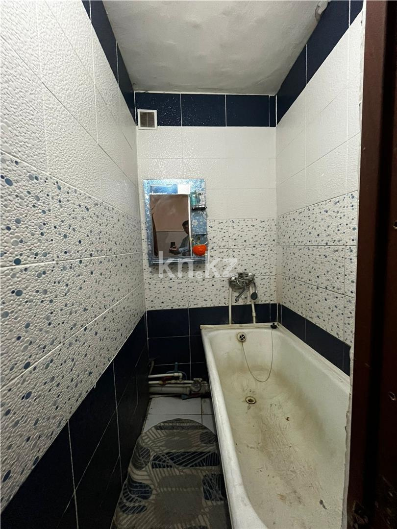 Продажа 2-комнатной квартиры, 44 м², мкр-н 12 - Продажа  двухкомнатных квартир в Караганде фото 6 из 7