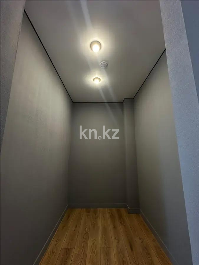 Продажа 3-комнатной квартиры, 60 м², ул. Букетова, дом  3/2 в Караганде - фото 4